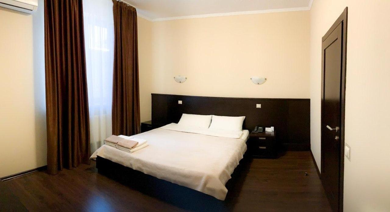 Hotel Etoile Charkiw Exterior foto