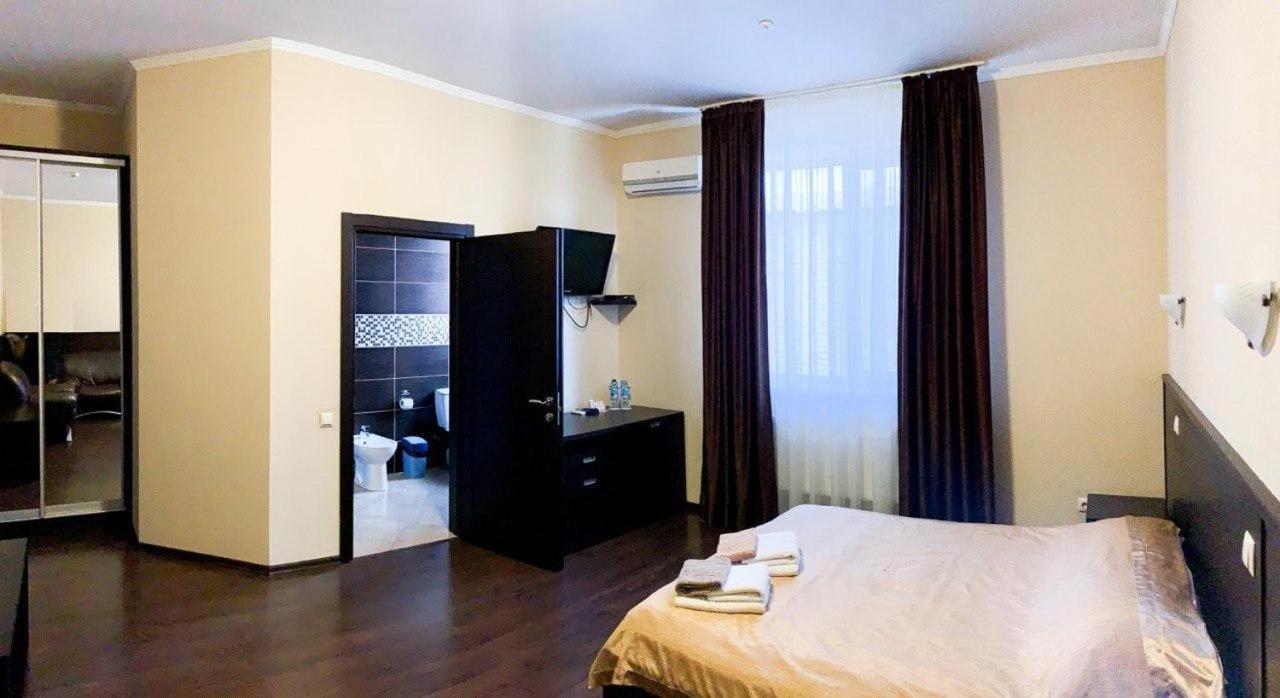 Hotel Etoile Charkiw Exterior foto